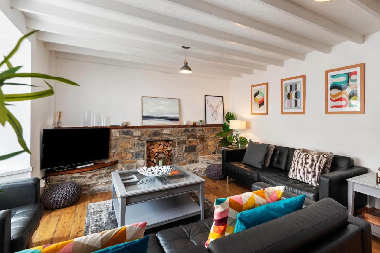 Ivydene - Beautiful Cottage, Stone Throw From Beach, Wonderful Sea Views ซอนเดอร์สฟุต ภายนอก รูปภาพ
